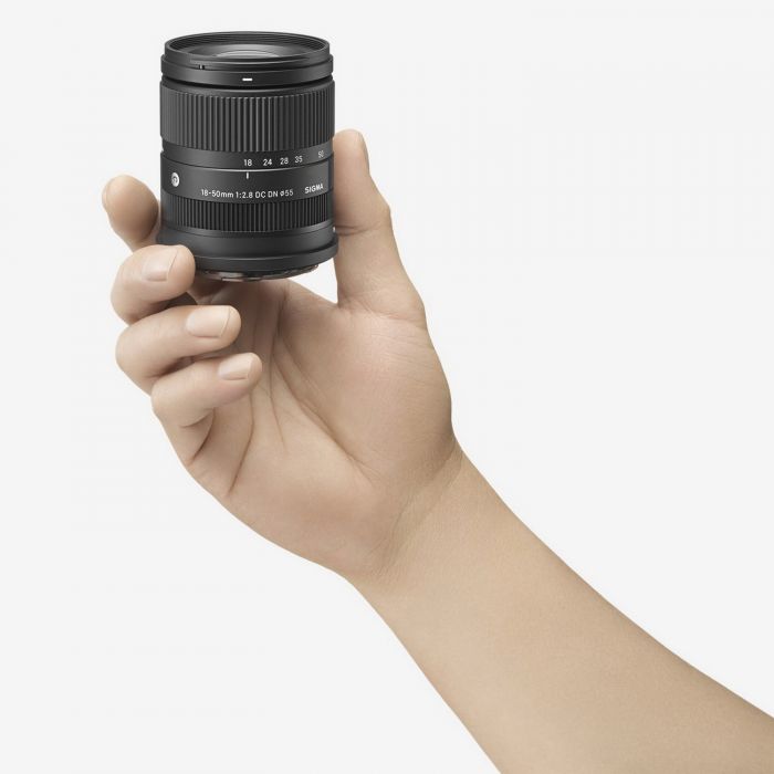 Sigma 18-50mm F2.8 DC DN C E