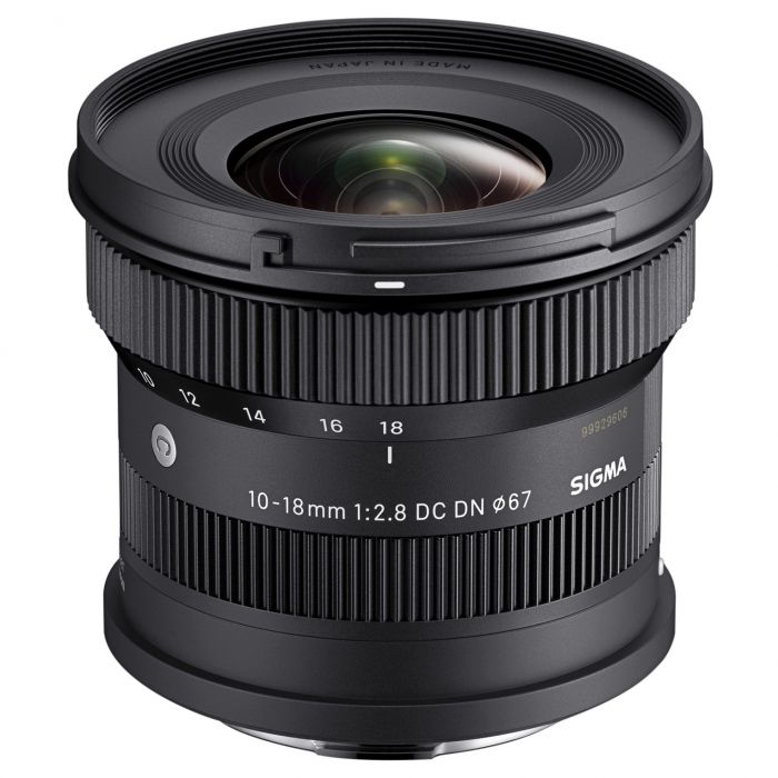 Sigma 10-18 DC DN