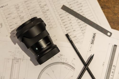 SIGMA 16mm F1.4 DC DN C 402972 - Canon RF